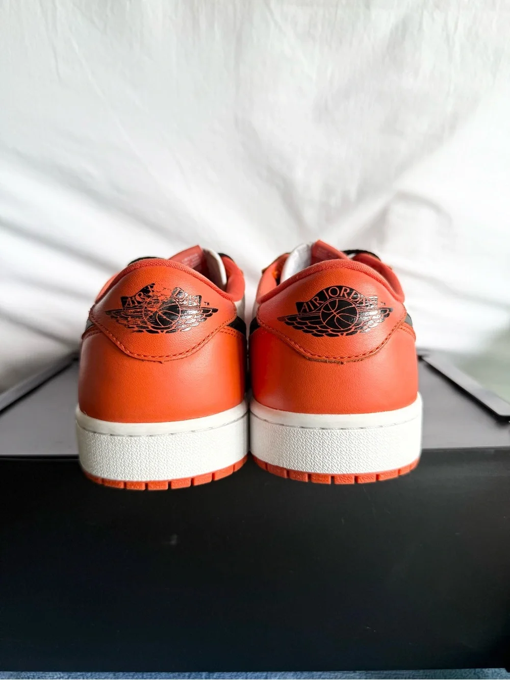 AUTHENTIC Jordan 1 Low “Shattered Backboard” Starfish Orange size 10 CZ0790-801